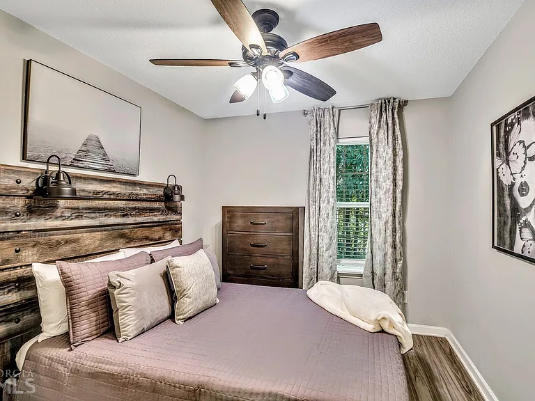 7269 Crestside Dr — Photo 21