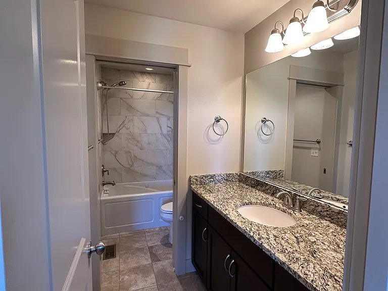 4435 Bembrick St — Photo 35