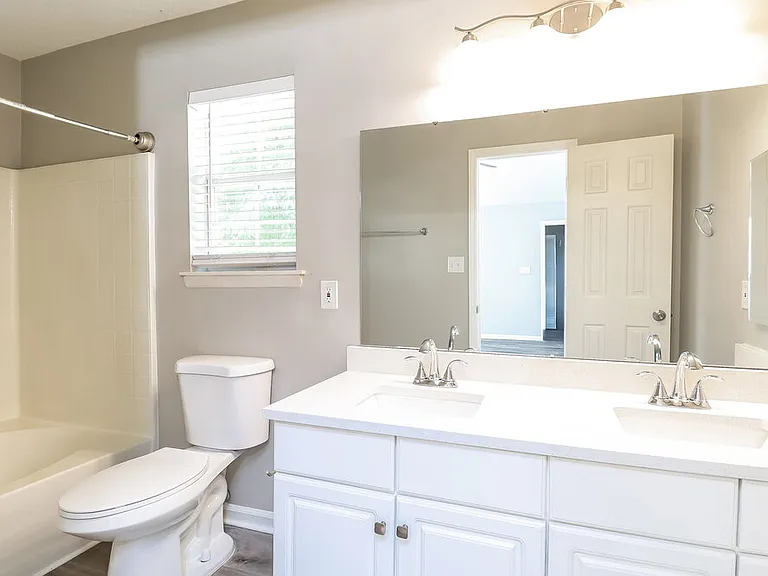 2601 Clarencefield Dr — Photo 15