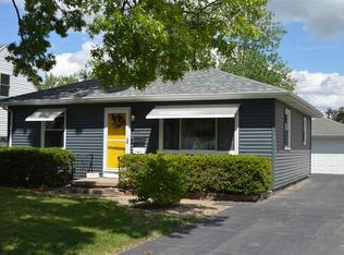 2117 Hamilton St SW, Cedar Rapids, IA 52404