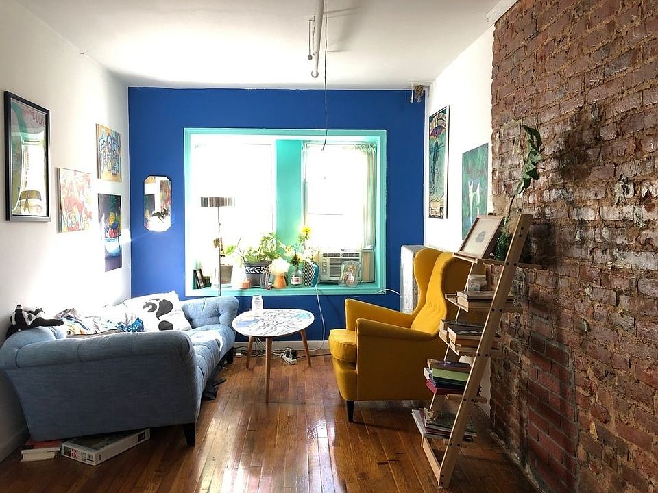 1st image of 21 Macon St #3