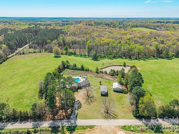 2nd image of 2248 Willie Usher Rd
