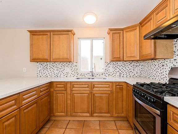 2nd image of 2545 Mifflin Ave #342