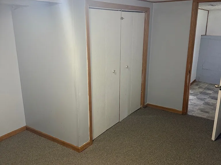 326 Logan St — Photo 20