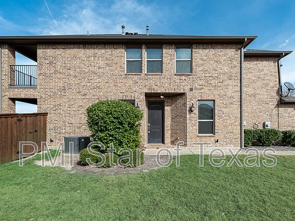 2nd image of 4529 Titus Cir