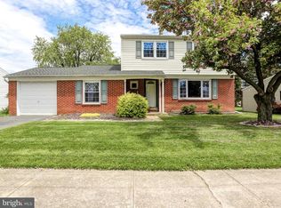 204 Linda Dr, Mechanicsburg, PA 17055