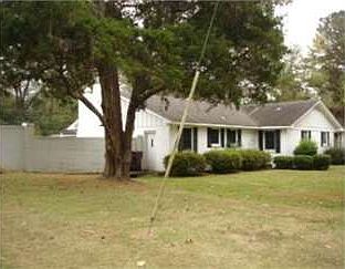 5th image of 422 Woodfield Ave