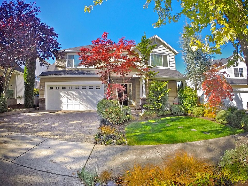 HIghly sought Arbor Ridge Home