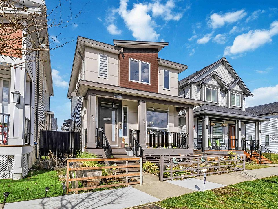 1st image of 19247 71st Ave