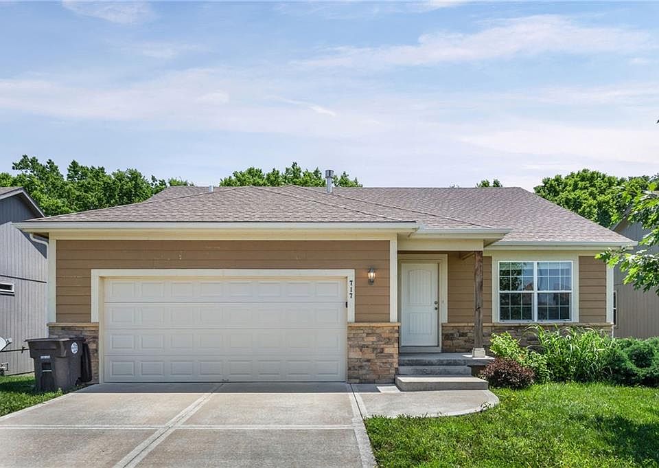 1st image of 717 Samantha Ln