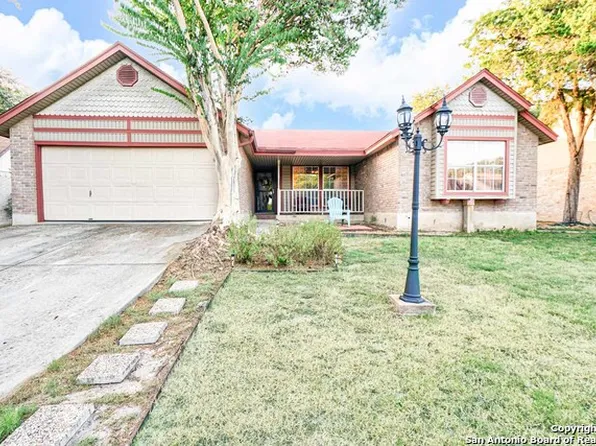 8823 Boise Hills Dr, San Antonio, TX 78250