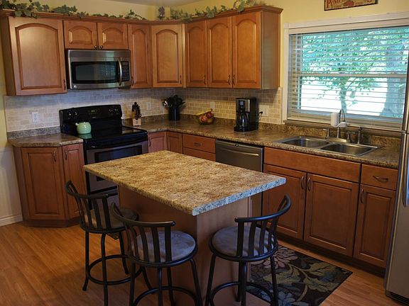 1734 Hanes Road, Beavercreek, OH