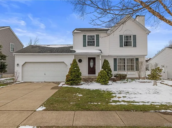 30 Parktrail Ln, Cheektowaga, NY 14227