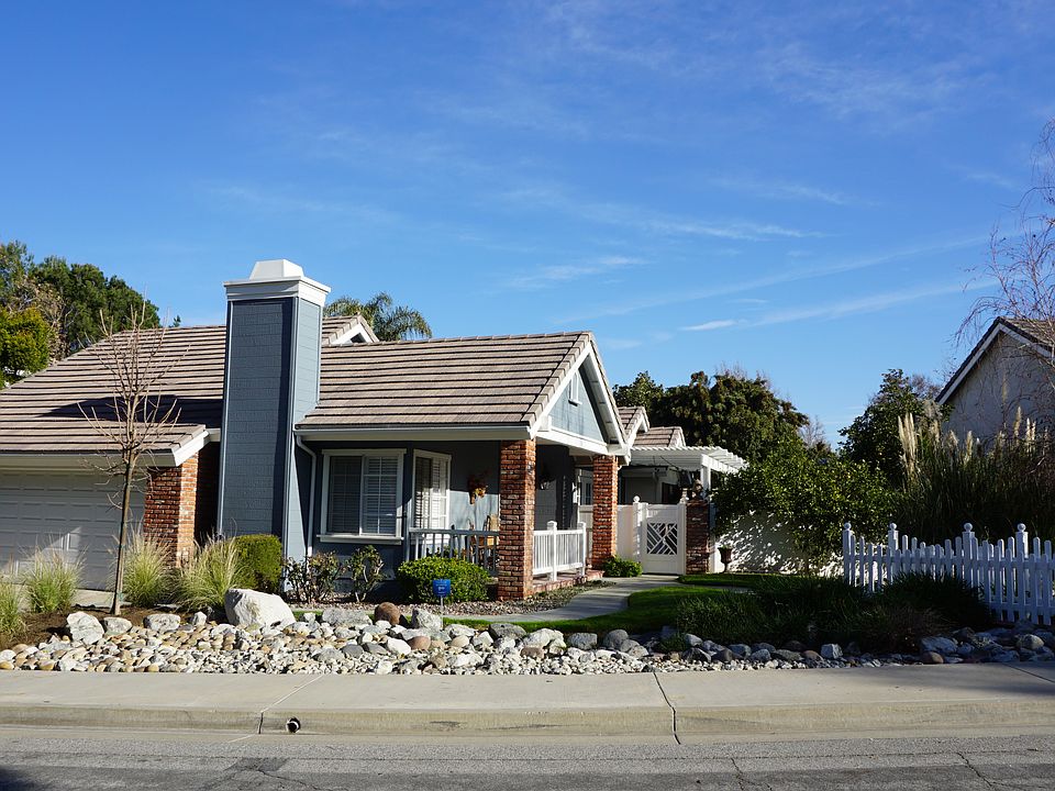 1st image of 26012 La Palma Ct