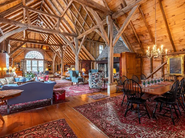 18 The Green, Woodstock, VT 05091