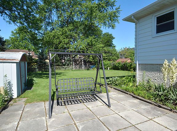 4th image of 1304 S Tamarack Dr