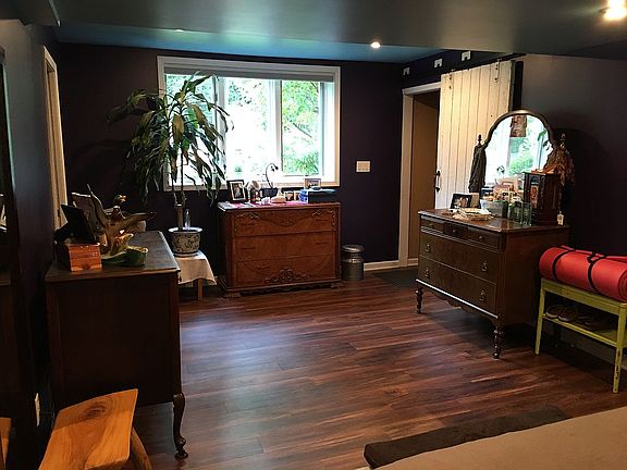 Master suite real barn door