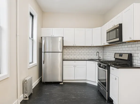 8 Cook Street image 1 of 7