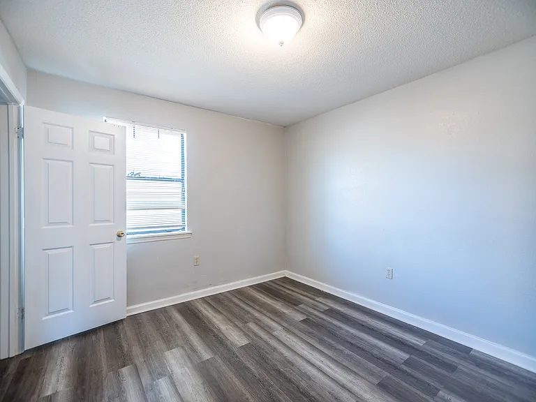 4203 Beckmont Dr-18_01072022