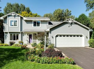 443 Sterling St S, Maplewood, MN 55119