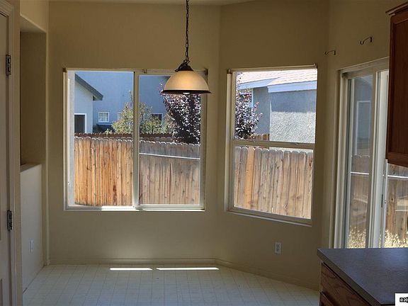 5th image of 940 Ephedra Ln