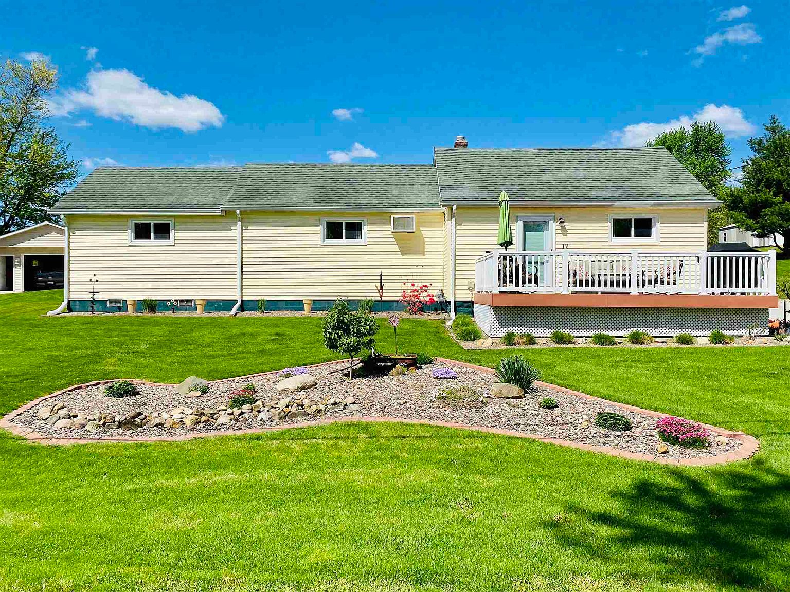 17 Main Ave, Matherville, IL 61263 Zillow