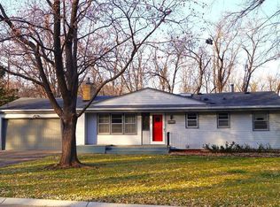 24850 Amlee Rd, Shorewood, MN 55331