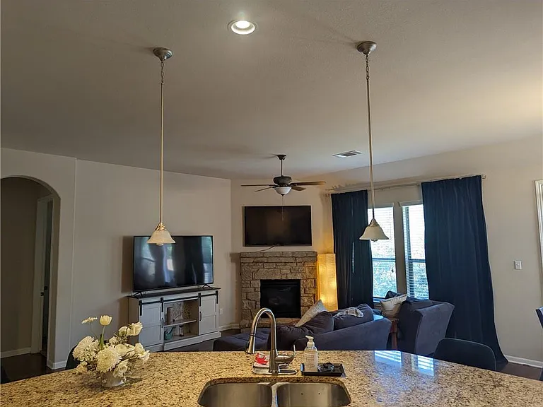 237 Archipelago Trl — Photo 3