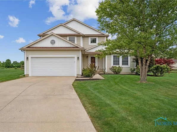 1241 Gregory Dr, Perrysburg, OH 43551