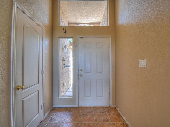 5th image of 10139 Calle Chulita NW