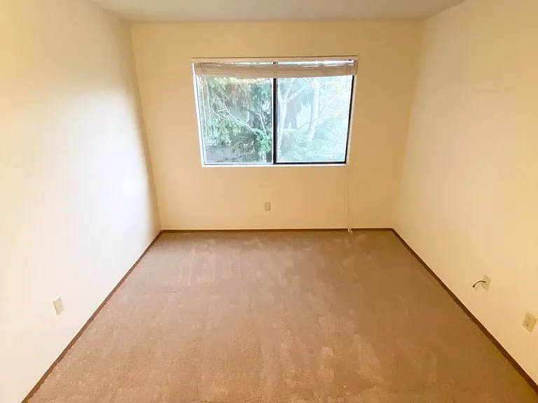 Twin Cedars Apartments — Photo 4