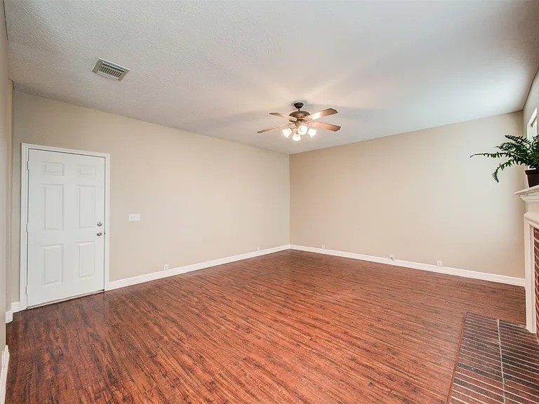 419 Thorpe Springs Dr — Photo 19