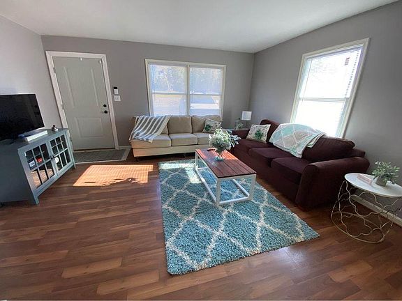 3rd image of 208 Little Kidwell Ave