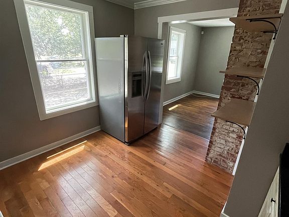 4th image of 641 Queen Anne Dr