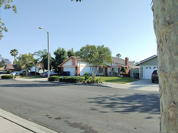 2nd image of 1607 N Hacienda Dr