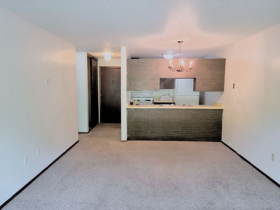 4th image of 415 S Wasson Ln APT 103