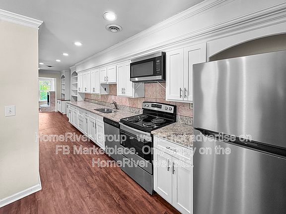 4th image of 819 Asterwood Dr APT B