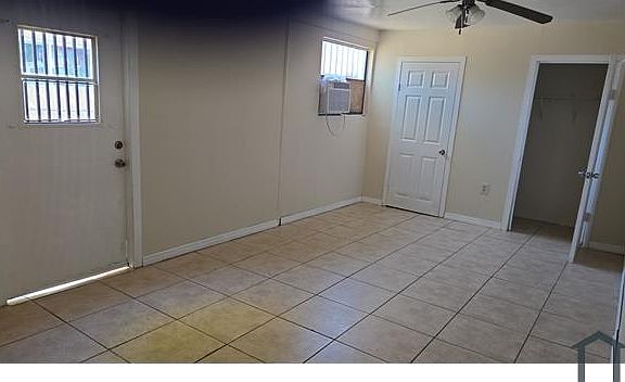 4th image of 1450 NW 194th St