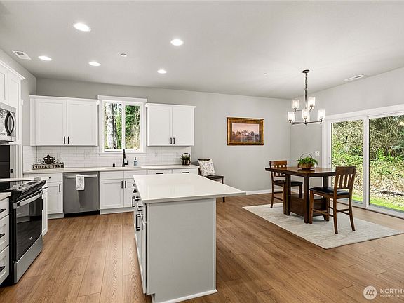 2nd image of 19601 95th Avenue Ct E