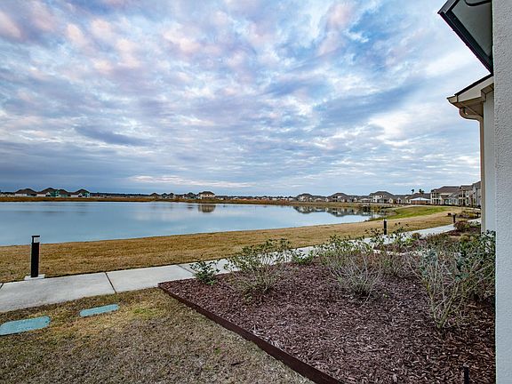 3rd image of 753 Pelican Bay Dr