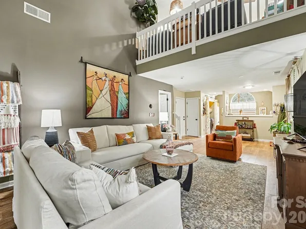 8331 Christmas Ct #5401, Charlotte, NC 28216