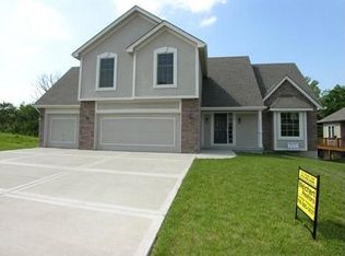 5304 NW 58th St, Kansas City, MO 64151
