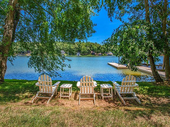 4th image of 417 Mariners Cove Dr