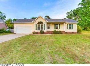 540 Riverwind Dr, Spring Lake, NC 28390