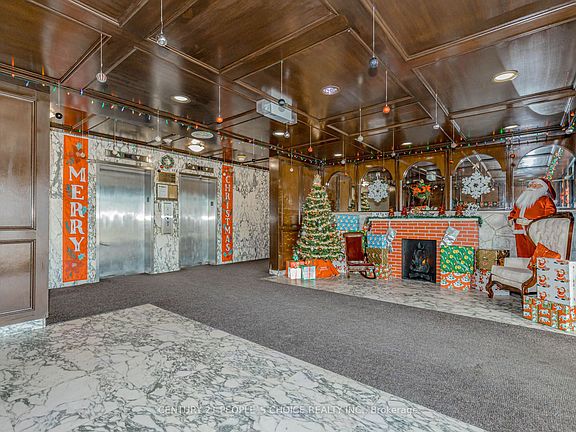 5th image of 3533 Derry Rd E #801