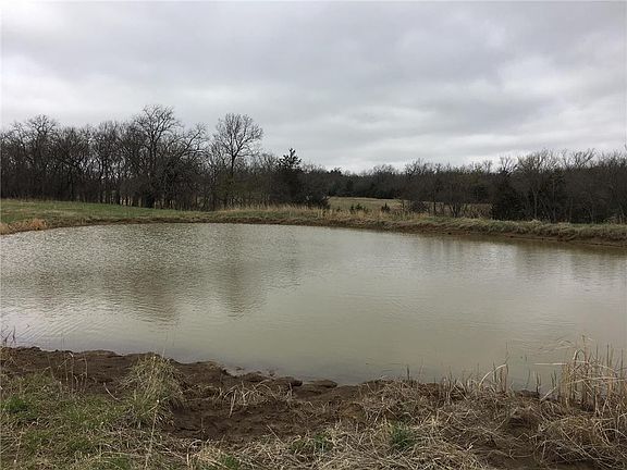 5th image of 800 East Dr #550