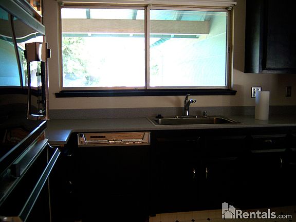 2nd image of 2613 Marquette Dr
