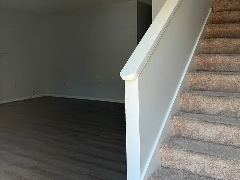 1101 Hulon Ln — Photo 5