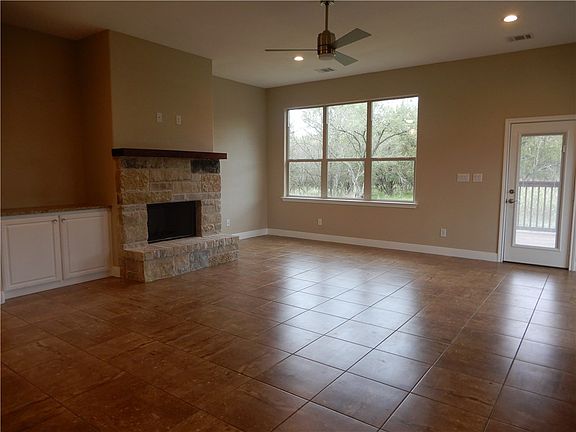 5th image of 384 Nene Ln