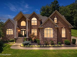 8101 Bella Woods Dr, Louisville, KY 40214